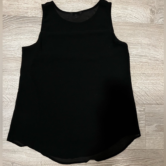 💚4 for $30💚 Naked Zebra Sleeveless Top with Crepe Details - Black - Picture 2 of 7